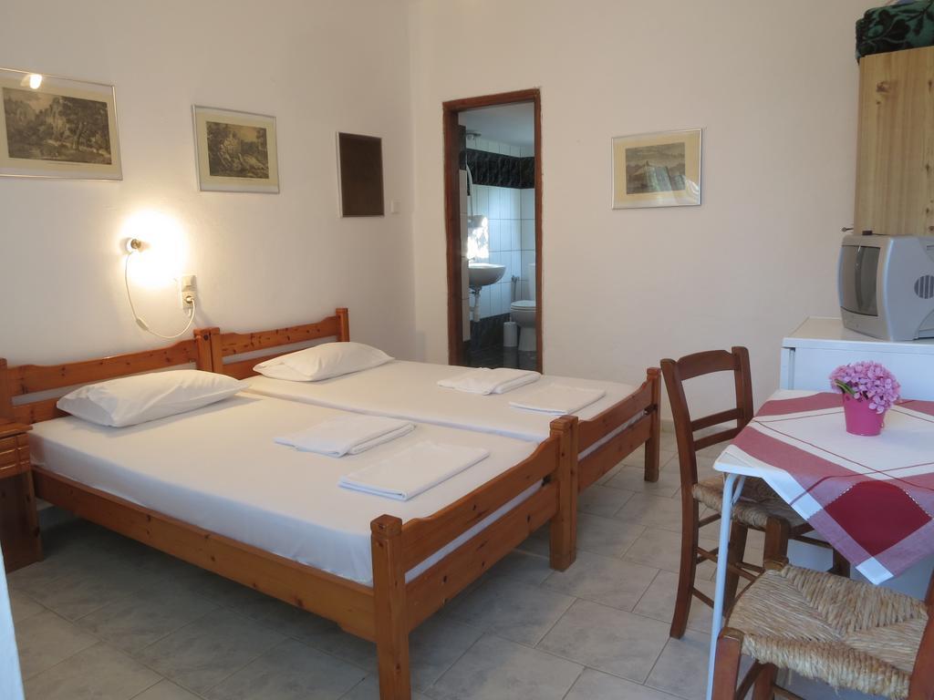 Panagiotis Apostoloudias Rooms ثيرما الغرفة الصورة