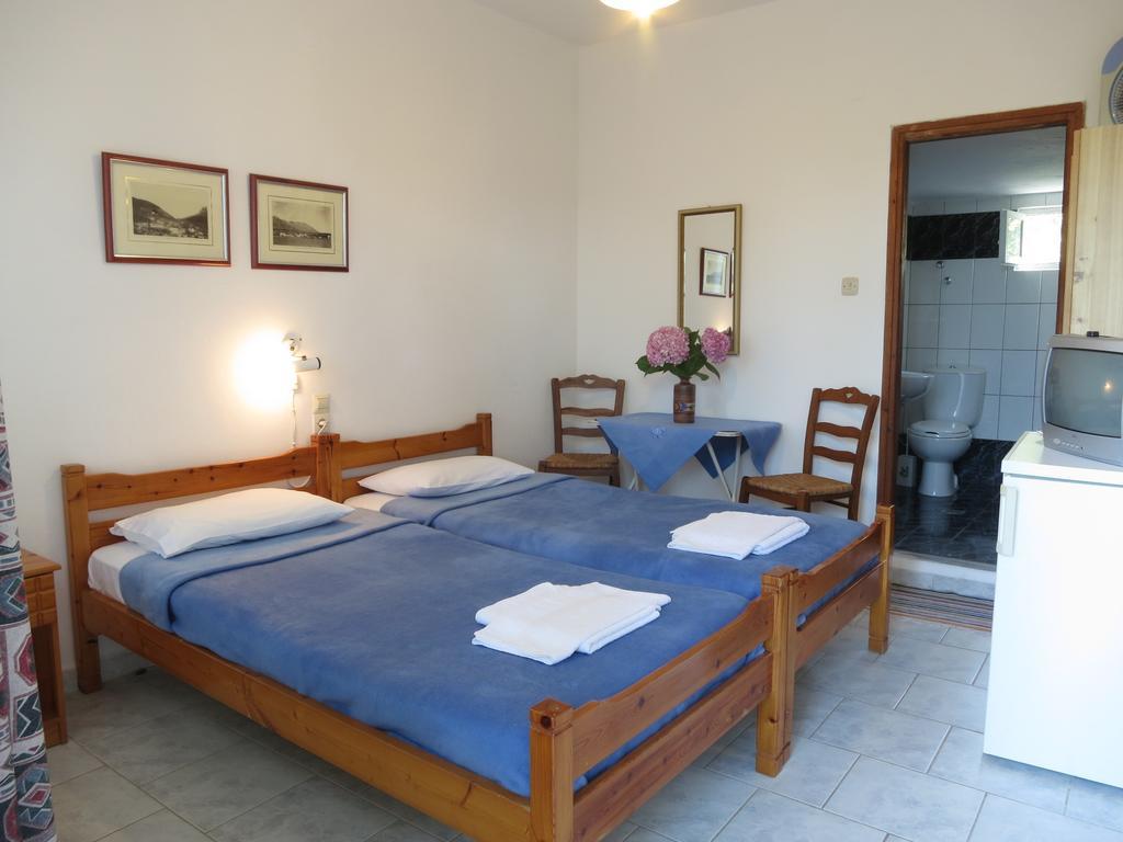 Panagiotis Apostoloudias Rooms ثيرما الغرفة الصورة
